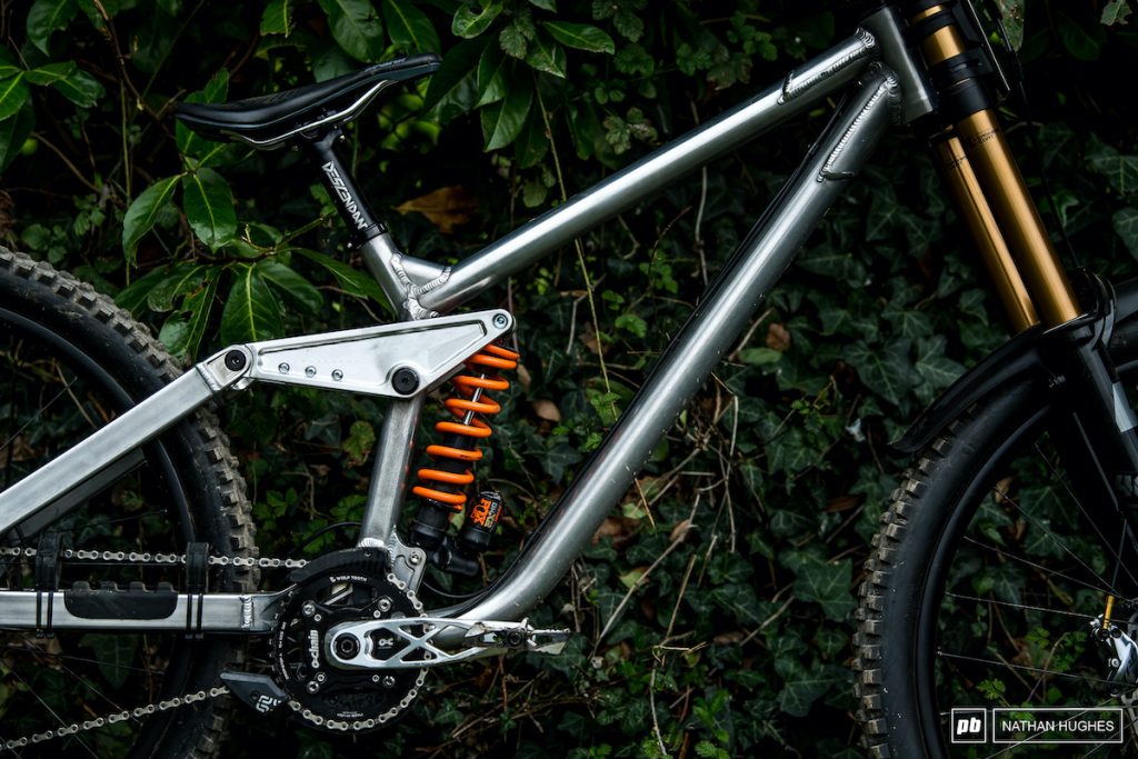 WORD MID PIVOTS ARE THE LATEST DOWNHILL BIKES DESIGN TREND