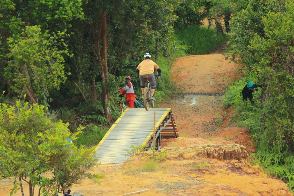 Lake druid mountain online bike park